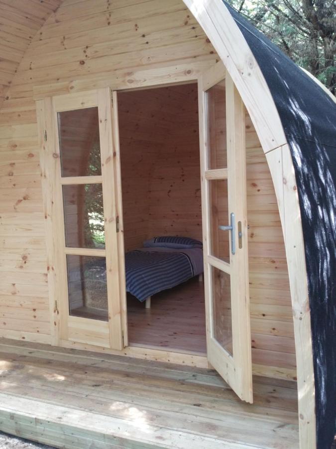 Camping Au Tour De L'Aveyron LʼHospitalet-du-Larzac Exterior foto