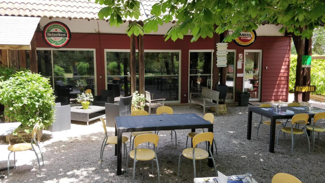 Camping Au Tour De L'Aveyron LʼHospitalet-du-Larzac Exterior foto